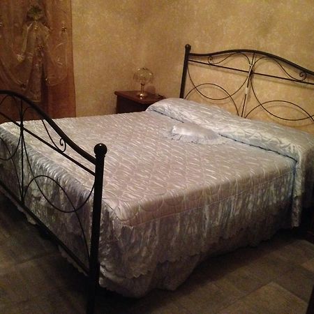 Casa Vacanza "Marina San Giuseppe" Lejlighed Ventimiglia Eksteriør billede