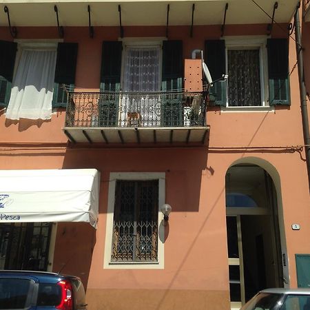 Casa Vacanza "Marina San Giuseppe" Lejlighed Ventimiglia Eksteriør billede