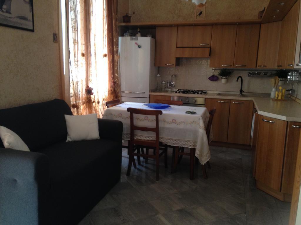 Casa Vacanza "Marina San Giuseppe" Lejlighed Ventimiglia Eksteriør billede