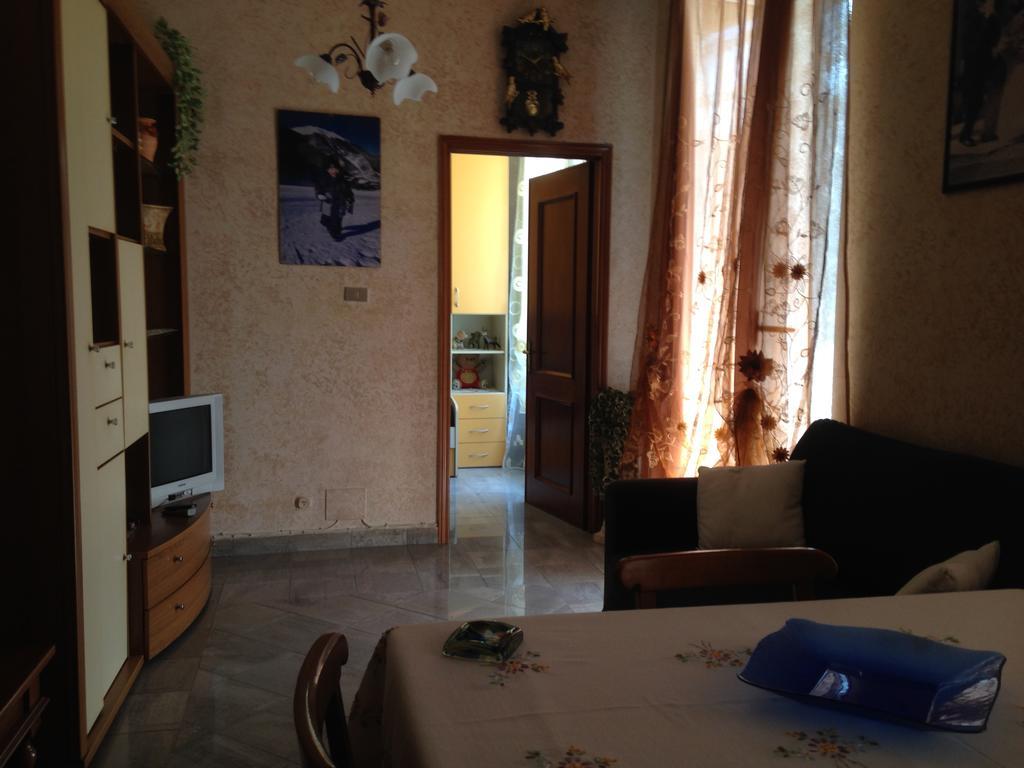 Casa Vacanza "Marina San Giuseppe" Lejlighed Ventimiglia Eksteriør billede
